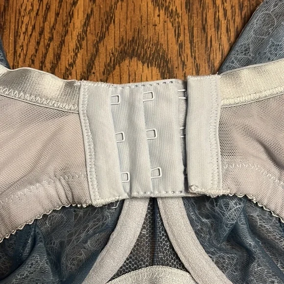 Delicate lacey blue bralette, 32FF